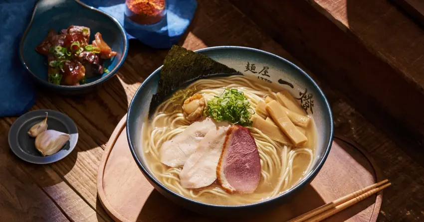 德克士老會員免費吃2塊炸雞！麵屋一燈9元加購叉燒，秋季美食優惠最高現省150元