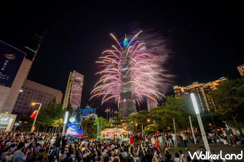 ▲低煙環保煙火在夜空中層層炸開,絢麗奪目的彩光花火把台北101襯托得極致華麗,現場陣陣爆破聲響帶來的臨場震撼感真的讓人起雞皮疙瘩。圖/台北101提供2025年資料畫面;窩客島整理