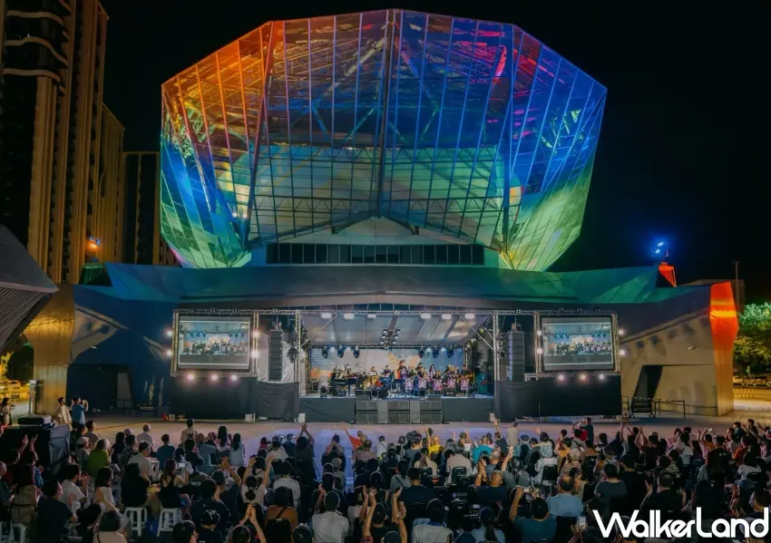 ▲2026臺北爵士音樂節主舞台熱鬧開唱,於臺北流行音樂中心戶外廣場打造震撼的音樂盛典。