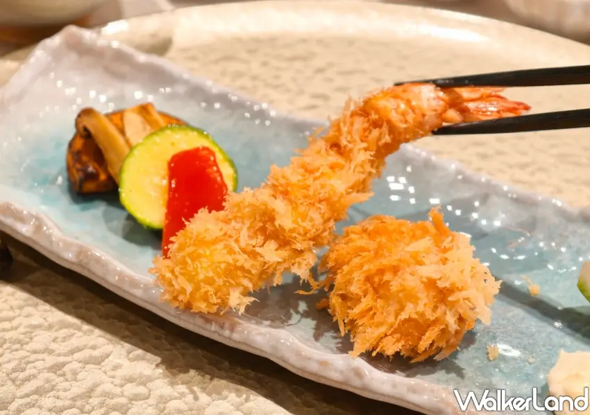 ▲升級1580元頂級無菜單套餐能一次品嚐海鮮與季節烤蔬菜,滿足饕客多元味蕾。(攝影:鄭雅之)