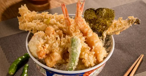 金子半之助周年祭送買一送一券！爽嗑30公分穴子魚與軟殼蟹，日本橋海鮮丼つじ半滿額享66折