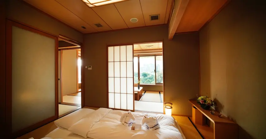 北投萬聖節變身妖怪溫泉旅館！日勝生加賀屋推百鬼限定轉蛋、妖怪文化走讀，雙人泡湯住宿10,850元起