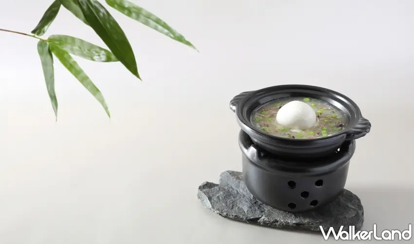 ▲米其林一星天香樓把經典杭幫菜端上桌,從大閘蟹粉白蝦仁、杭州宋嫂魚圓羹到花雕罐香東坡肉,每道都是值得細細品嚐的招牌料理。這次ITF旅展套餐券優惠價3,680元,還加贈天香茗茶1杯,想吃星級料理可以趁優惠安排。圖/台北亞都麗緻大飯店提供;窩客島整理