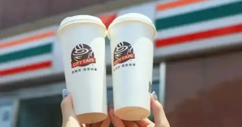 19個光復連假優惠省錢吃！麥當勞送薯條、超商咖啡買一送一，炸雞披薩買5送5狂吃