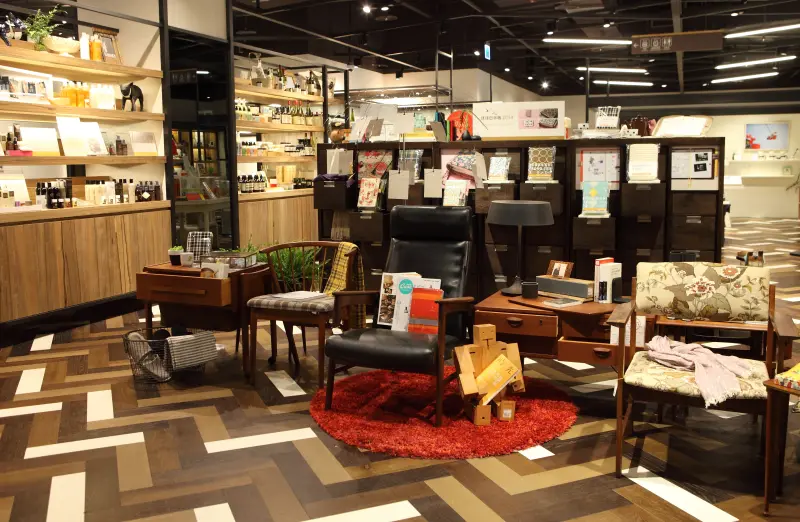 living project by the eslite