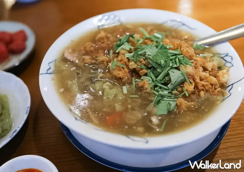 礁溪餐廳推薦！拾松辦桌小吃 菜單必點總鋪師西魯肉，一人也能吃辦桌菜。