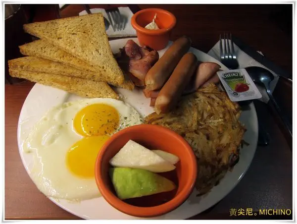 高雄新興區=<食>MICHNO DINER 讓你整天都吃的到早午餐=