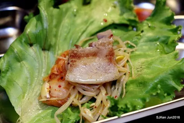 「VEGETEJIYA菜豚屋」(信義店)  --- 日本人氣超強韓國烤肉名店攻台，精緻肉品專人桌邊服務!