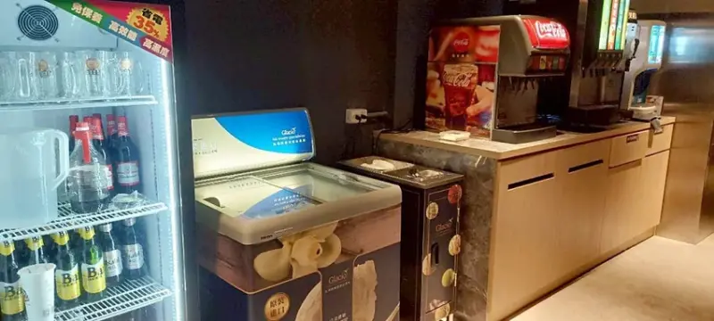 美食｜高雄美食推薦「這間串燒」，最Chill吃到飽 KTV，