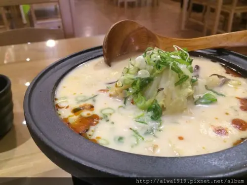 【桃園食記】湯頭濃郁、細節用心、空間整潔的大熊麵屋