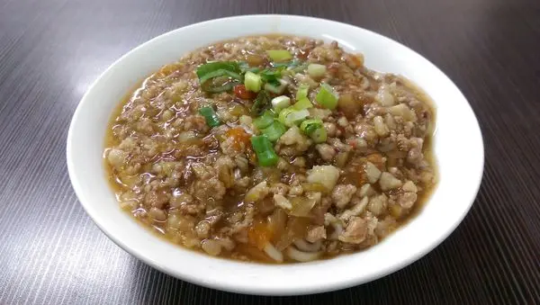 拋投肉麵：超美味的乾麵(永和)