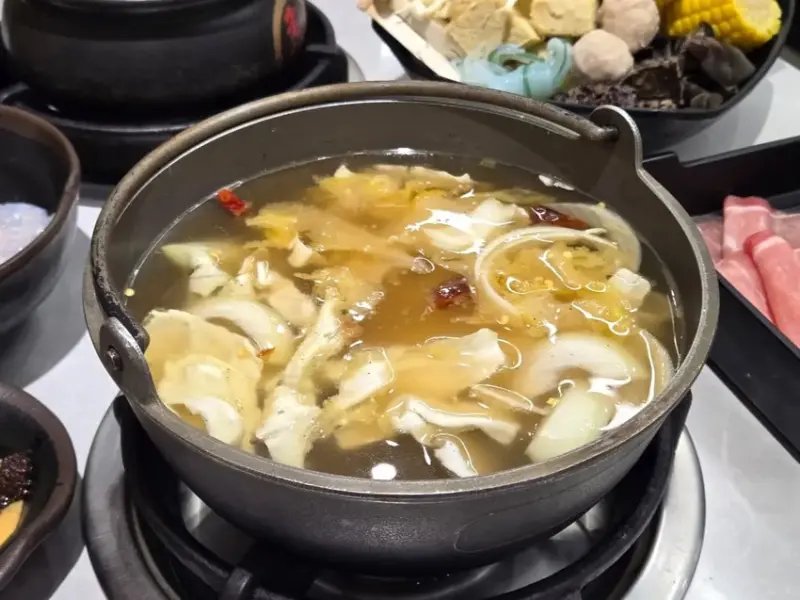 老先覺麻辣窯燒鍋 新莊中原店