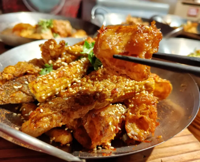 新竹光復本舖 乾鍋麻辣過癮 × 內用自助吧吃到飽 × 冰粉清