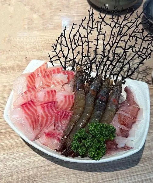 「台北火鍋」蛤?! Huh Pot 台北忠孝店，東區美食推薦