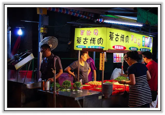 快來挑戰！疊疊樂-新莊夜市巴比Q蒙古烤肉
