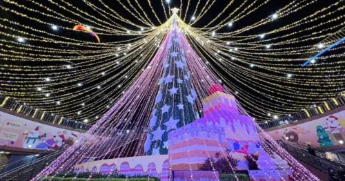 2025新北耶誕城要開城了！板橋45天夢幻點燈，耶誕城主題10/23揭曉。