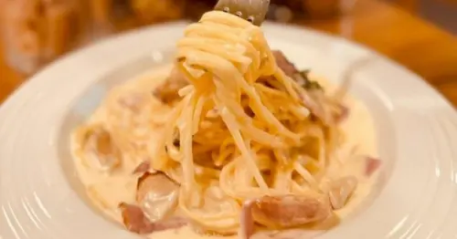 捷運行天宮站美食推薦！威尼斯義大利餐廳，沙拉吧濃湯無限吃。