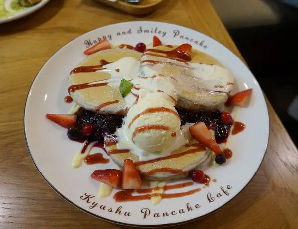 九州鬆餅パンケーキ ♥ 人氣紅不讓下午茶店 ♥ 台北必吃鬆餅 ♥ 從日本來台的鬆餅粉