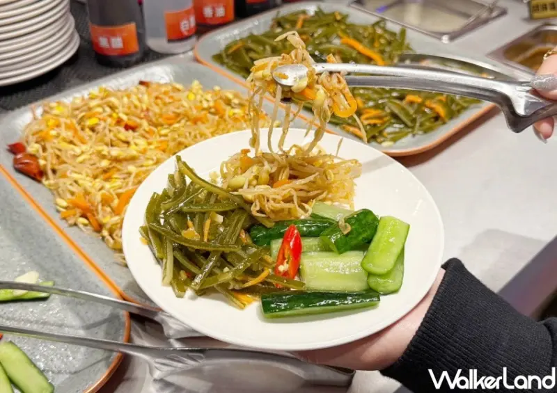 39元自助吧吃到飽！蔣老爹涮涮鍋一人鴛鴦鍋，台北宵夜火鍋新選擇。