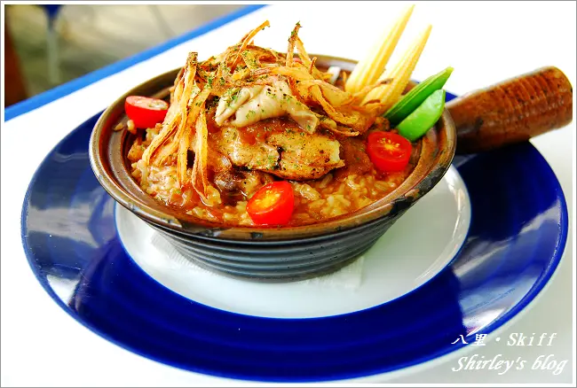 充滿地中海風情之八里‧小艇Skiff 