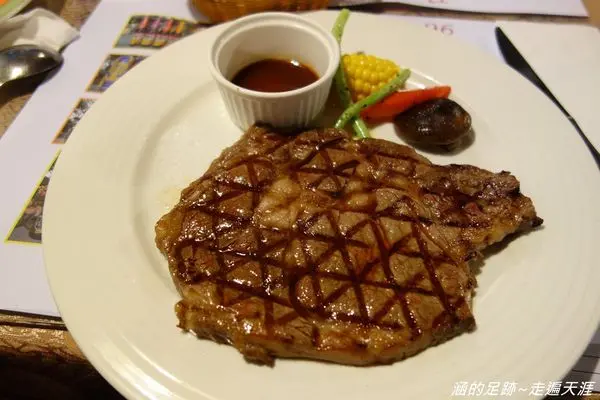 [食記] 新北市三芝 - 長角96 ~ 三芝美國德州風味炭烤牛排