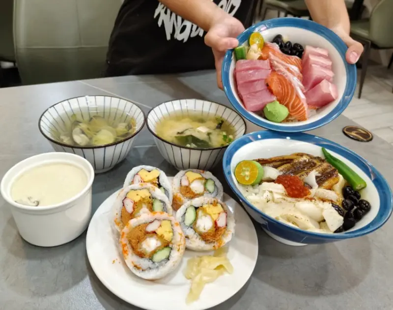 竹東美食｜竹賀日式食堂．厚切刺身、炙燒星鰻都好吃新鮮的日式料