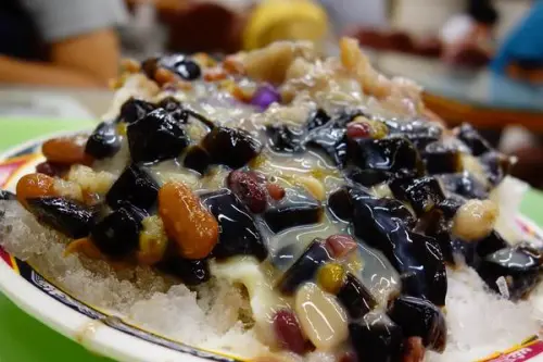 臺一牛奶大王+夏天冰品+公館+台大新生南路+經典老店+八寶冰+平價+夜市美食 價位 菜單 Menu