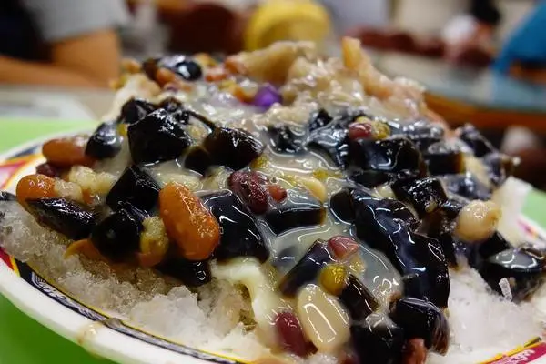 臺一牛奶大王+夏天冰品+公館+台大新生南路+經典老店+八寶冰+平價+夜市美食 價位 菜單 Menu