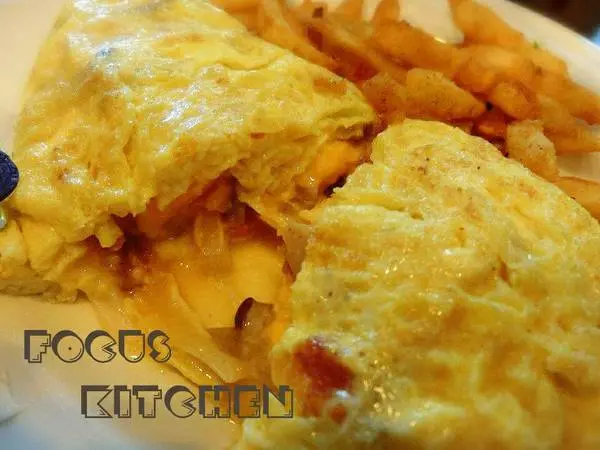 《台北》Focus Kitchen 肯恩廚房│牽絲招牌蛋捲&爆漿熱熔岩布朗尼@東門站              