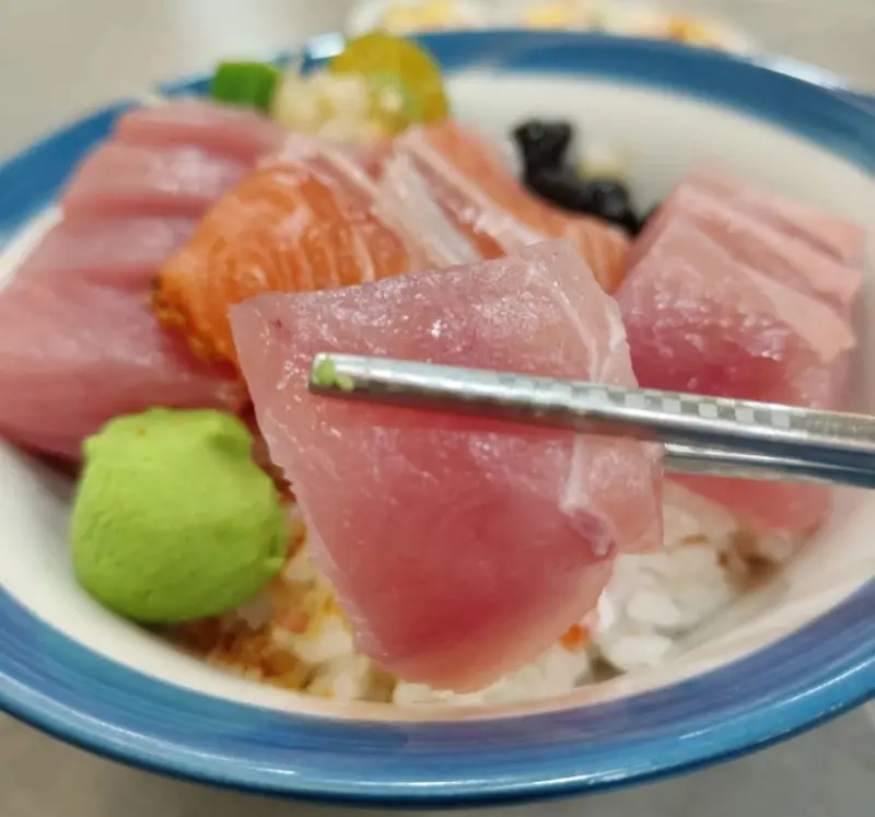 竹東美食｜竹賀日式食堂．厚切刺身、炙燒星鰻都好吃新鮮的日式料