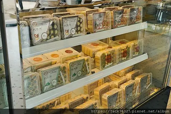 {桃園美食}大溪伴手禮推薦：「Soyue層玥 千層酥燒菓子大