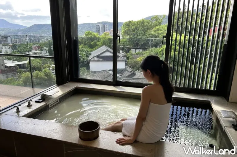 限定冬季住房優惠！北投麗禧溫泉酒店一泊一食12,600元起泡白磺泉、吃雍翠庭米其林推薦套餐。