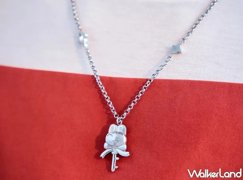 假期療癒登出時刻！vacanza × noii noii 聯名打造「過勞生物限定奇幻假期」、滿額再贈小物。