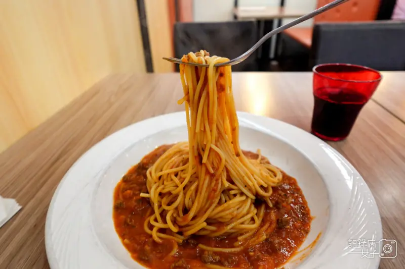 【台北 內湖區】 夯麵坊x人氣平價義大利麵x自助吧飲品喝到飽