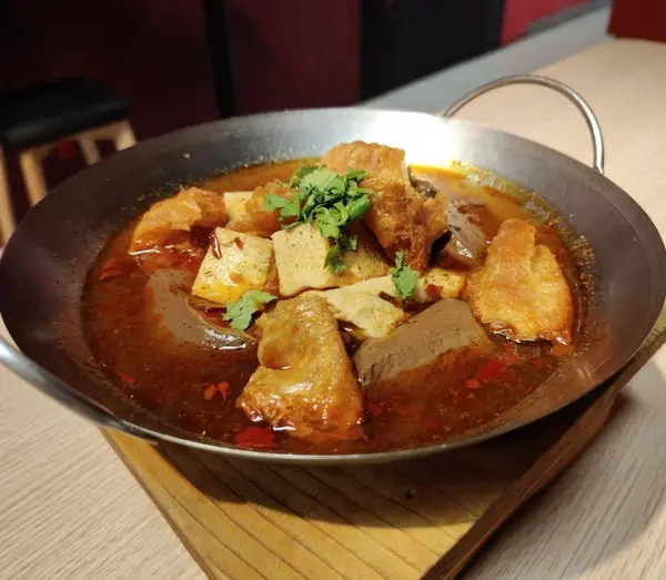 新竹光復本舖 乾鍋麻辣過癮 × 內用自助吧吃到飽 × 冰粉清