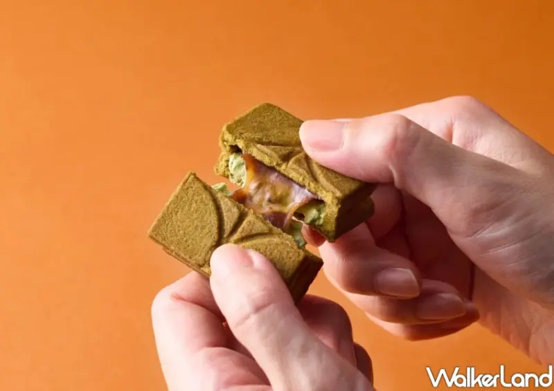 星宇航空新聯名！PRESS BUTTER SAND抹茶紅豆餅乾，限定航線才有。