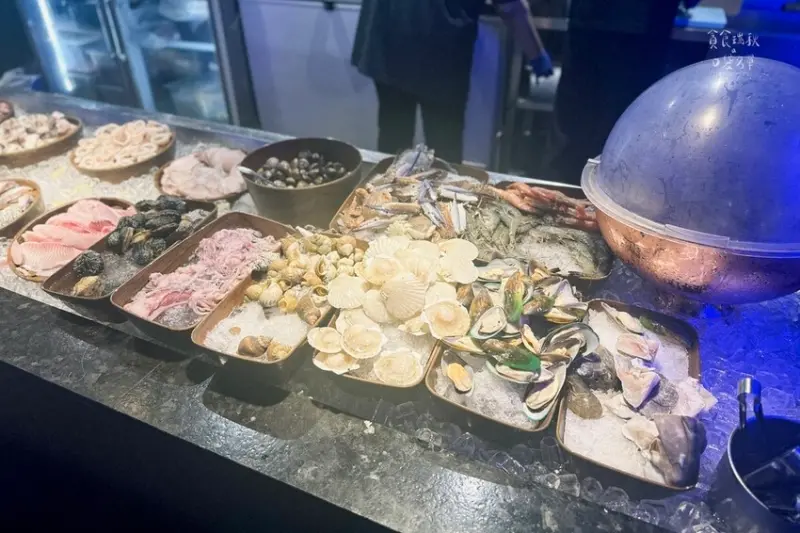 台中東區｜期間限定泰式料理、肉骨茶湯底、M9和牛吃到飽｜饗麻