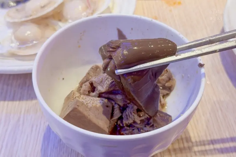 台中東區｜期間限定泰式料理、肉骨茶湯底、M9和牛吃到飽｜饗麻