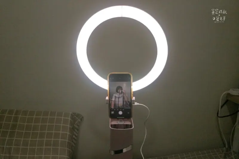 好物推薦｜9種柔膚燈效補光燈，折疊輕鬆帶著走！｜Reaice