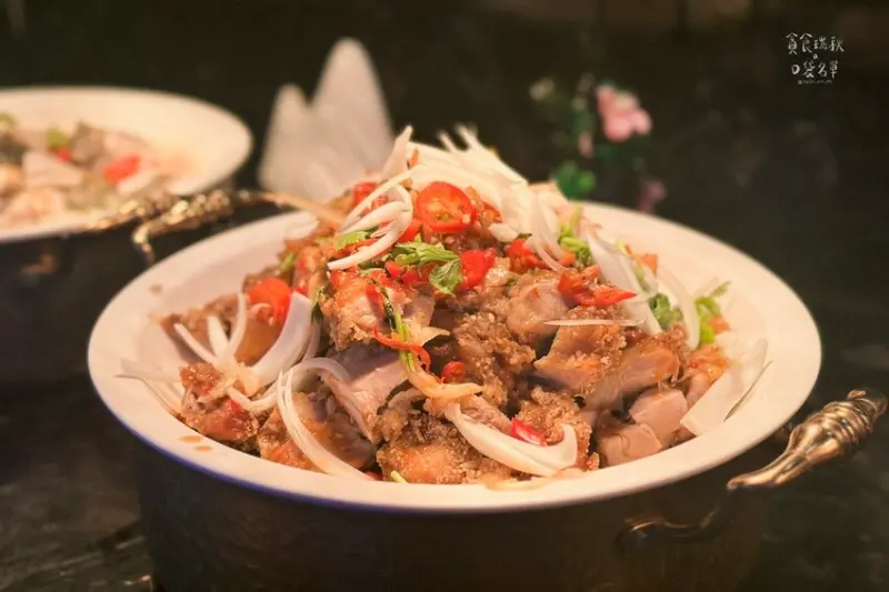 台中東區｜期間限定泰式料理、肉骨茶湯底、M9和牛吃到飽｜饗麻