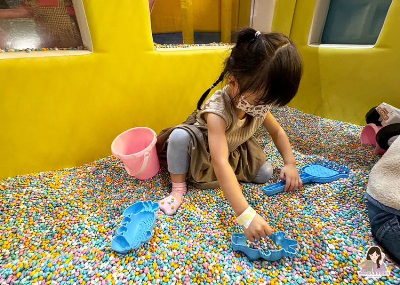 【土城親子館】PaPark爬爬客親子樂園-土城日月光店-彩虹