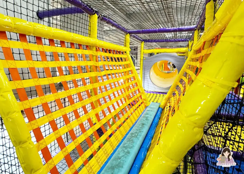 【土城親子館】PaPark爬爬客親子樂園-土城日月光店-彩虹