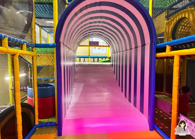 【土城親子館】PaPark爬爬客親子樂園-土城日月光店-彩虹