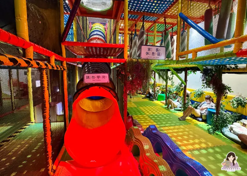 【土城親子館】PaPark爬爬客親子樂園-土城日月光店-彩虹