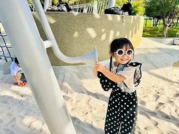 ★台中親子景點推薦★最新特色遊戲場『中央公園--飛行美樂地』