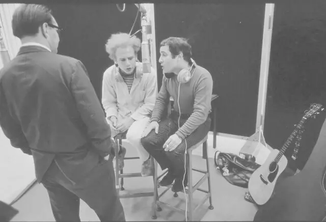 2024年11月15日本週五在台上映的紀錄片電影《保羅 ‧ 賽門：無眠樂章 》( In Restless Dreams: The Music of Paul Simon )will be launching from Nov 15, 2024 in Taiwan onwards.