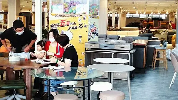 台中家具推薦｜【中友家具】全台最大3000坪展場空間，品項超