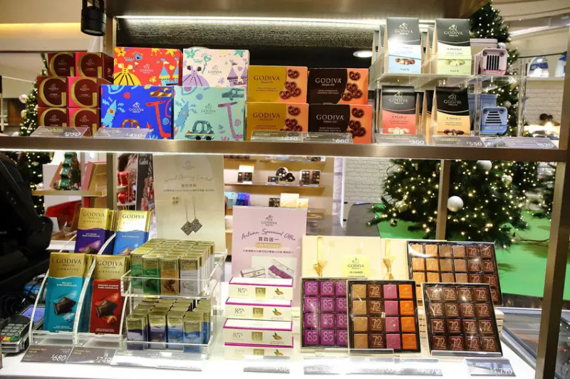 2024年最美室內聖誕裝置藝術在大江購物中心！絕美打卡秘境等