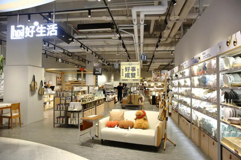 2024年最美室內聖誕裝置藝術在大江購物中心！絕美打卡秘境等