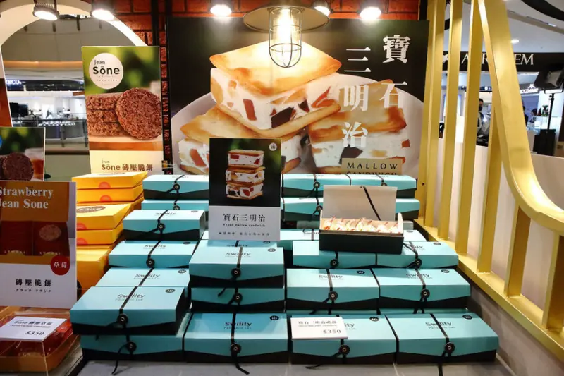 2024年最美室內聖誕裝置藝術在大江購物中心！絕美打卡秘境等